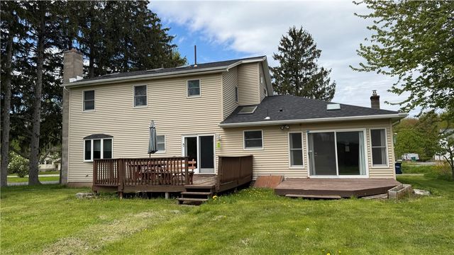 312 Berg Road, Ontario, NY 14519
