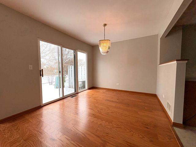 3804 Relstar Court, Naperville, IL 60564