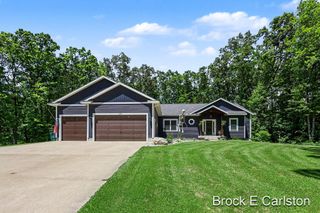 1294 Tall Tree Lane, Laketon Twp, MI 49445