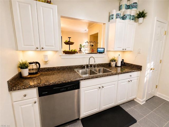 1731 Fisher AVE, Chesapeake, VA 23320