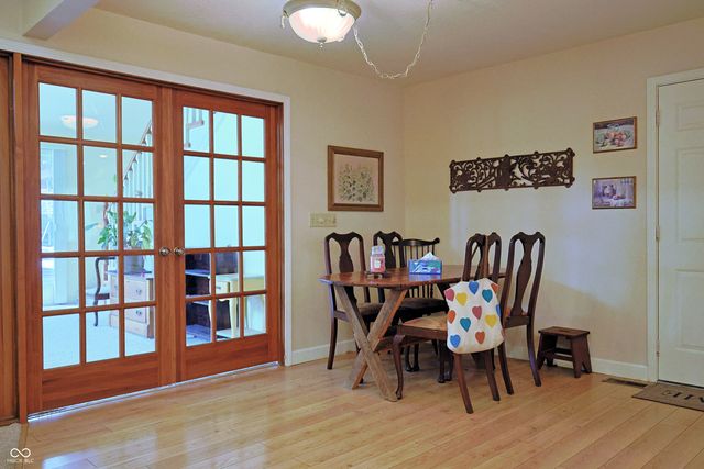 711 Laura Lane, Sweetser, IN 46987