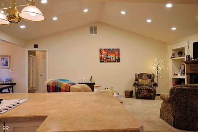 711 Laura Lane, Sweetser, IN 46987