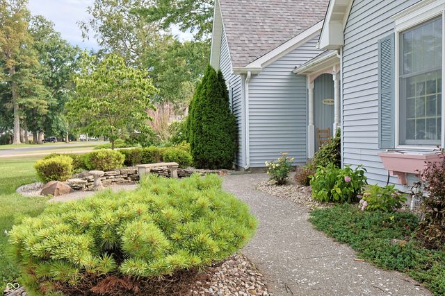 711 Laura Lane, Sweetser, IN 46987