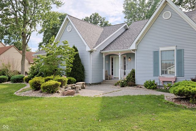 711 Laura Lane, Sweetser, IN 46987