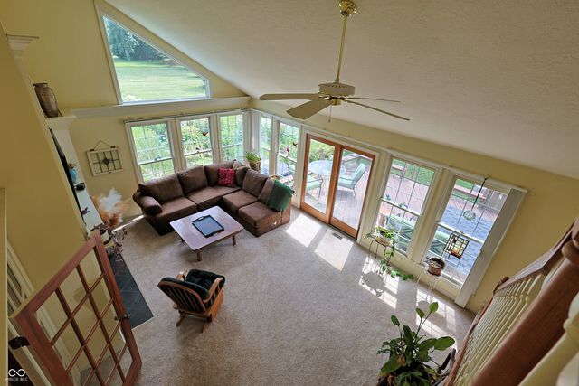 711 Laura Lane, Sweetser, IN 46987