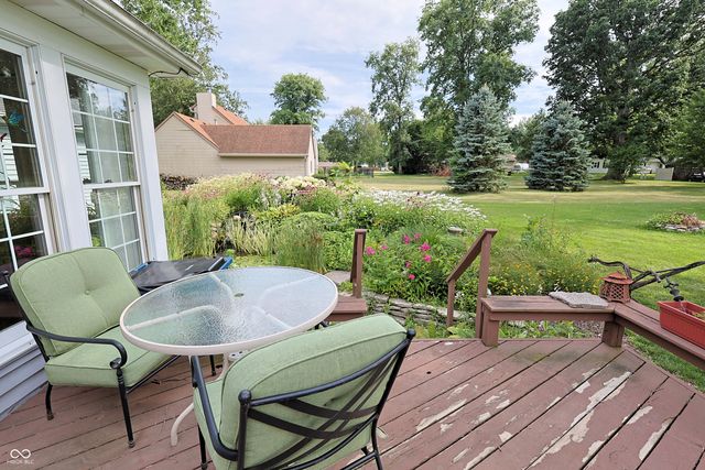 711 Laura Lane, Sweetser, IN 46987