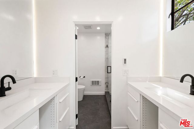 29233 Heathercliff Road 4, Malibu, CA 90265