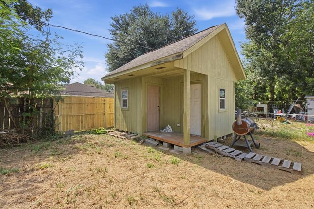 5143 Glenridge Lane, Houston, TX 77053