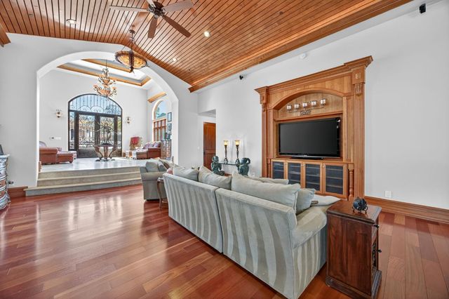 2155 Salmon Valley Ln, El Dorado Hills, CA 95762