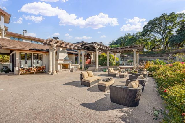 2155 Salmon Valley Ln, El Dorado Hills, CA 95762