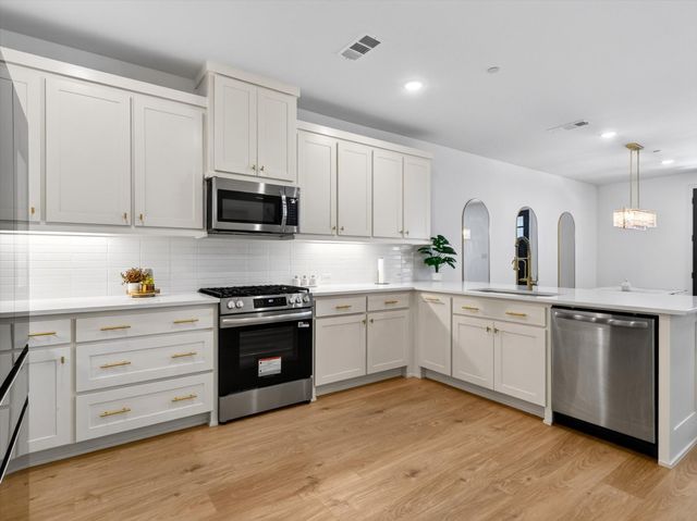 8900 Magnet Drive, Frisco, TX 75035