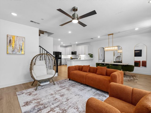 8900 Magnet Drive, Frisco, TX 75035