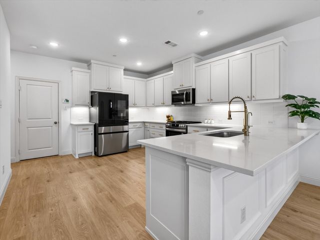 8900 Magnet Drive, Frisco, TX 75035