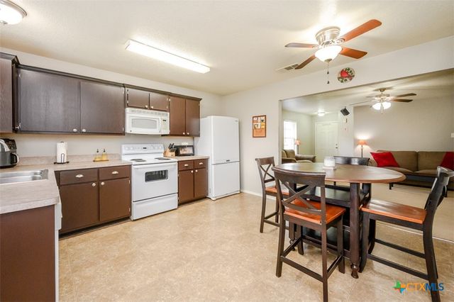 4735 Stonehaven Drive, Temple, TX 76502