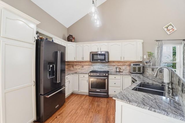 829 Hamlin Drive, Hamilton Twp, OH 45039