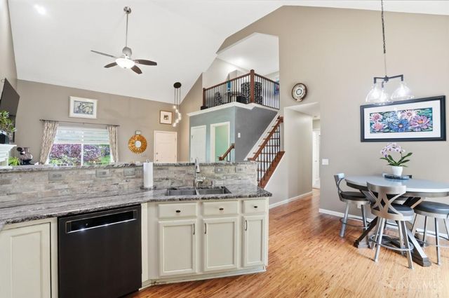 829 Hamlin Drive, Hamilton Twp, OH 45039