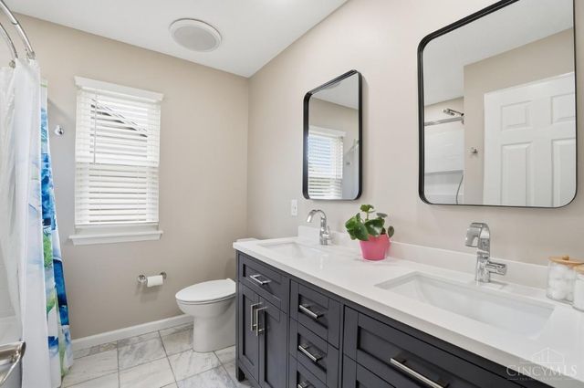 829 Hamlin Drive, Hamilton Twp, OH 45039