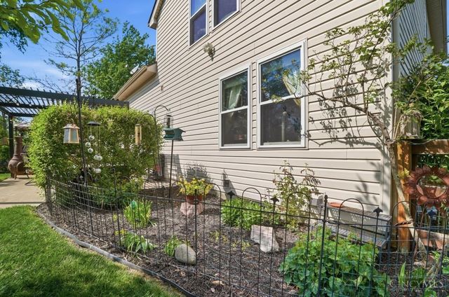 829 Hamlin Drive, Hamilton Twp, OH 45039