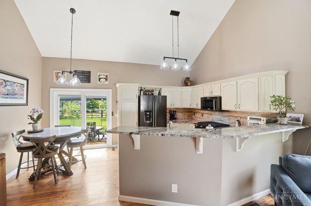829 Hamlin Drive, Hamilton Twp, OH 45039