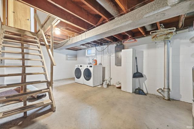 2536 Whitehall Drive, Lafayette, IN 47909