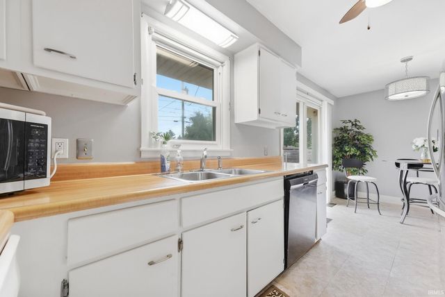 2536 Whitehall Drive, Lafayette, IN 47909