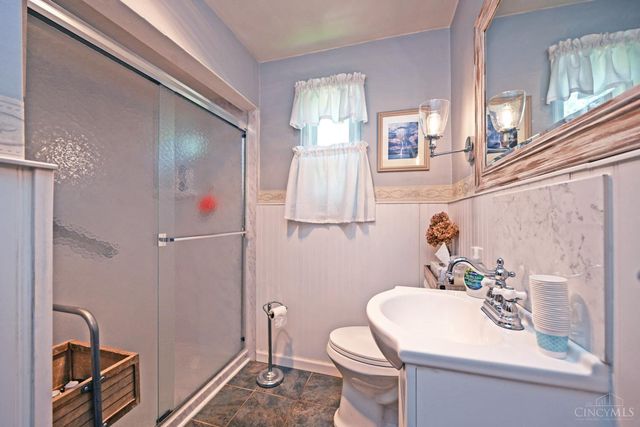 6193 Dawes Lane, Cincinnati, OH 45230