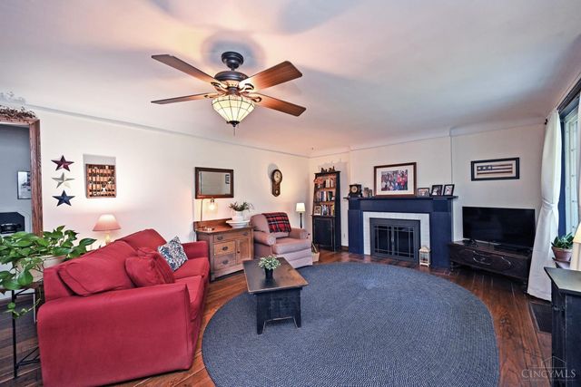 6193 Dawes Lane, Cincinnati, OH 45230