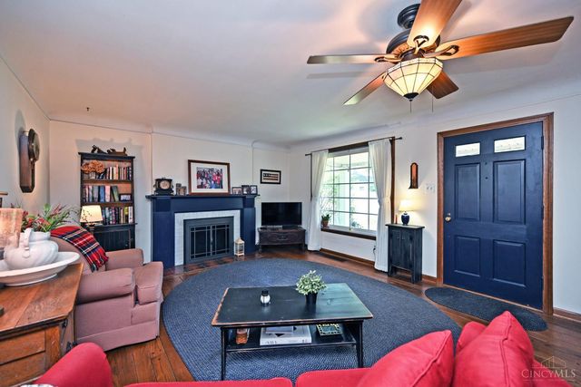 6193 Dawes Lane, Cincinnati, OH 45230