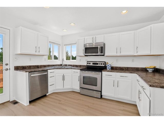 1363 Yellow Granite Way, Monument, CO 80132