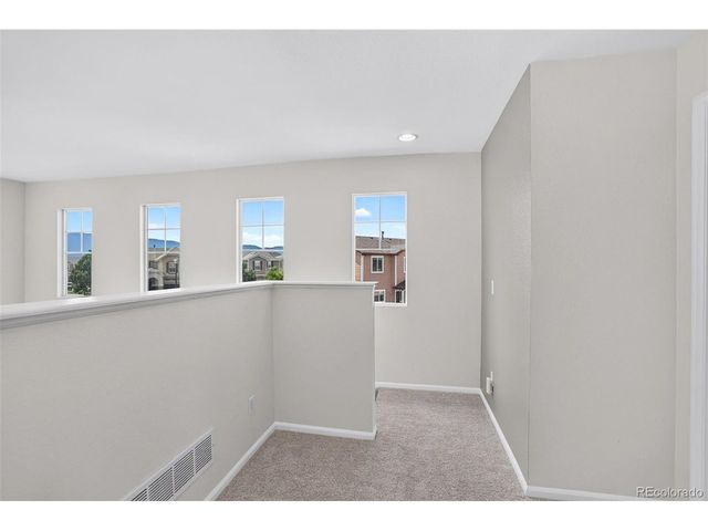 1363 Yellow Granite Way, Monument, CO 80132