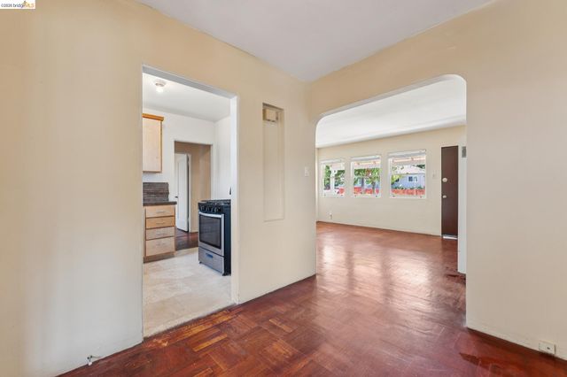 2879 Rheem Ave, Richmond, CA 94804