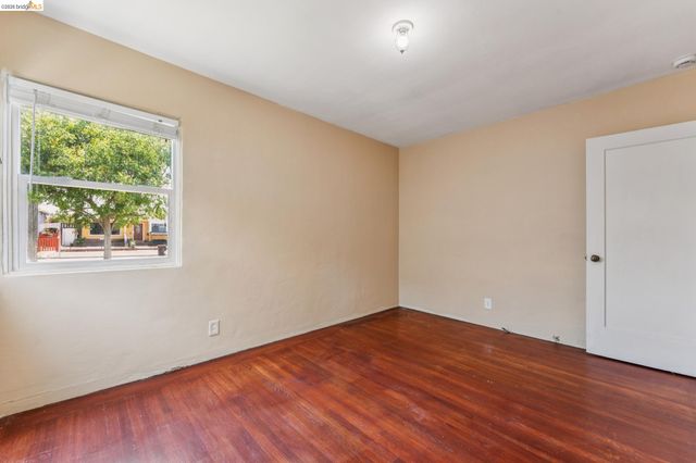 2879 Rheem Ave, Richmond, CA 94804