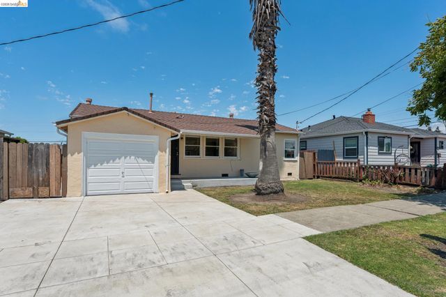 2879 Rheem Ave, Richmond, CA 94804