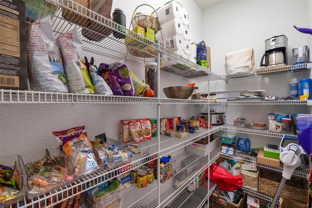 205 BENGAL CIRCLE, Oldsmar, FL 34677