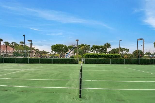 815 W Boynton Beach Blvd 5-101, Boynton Beach, FL 33426