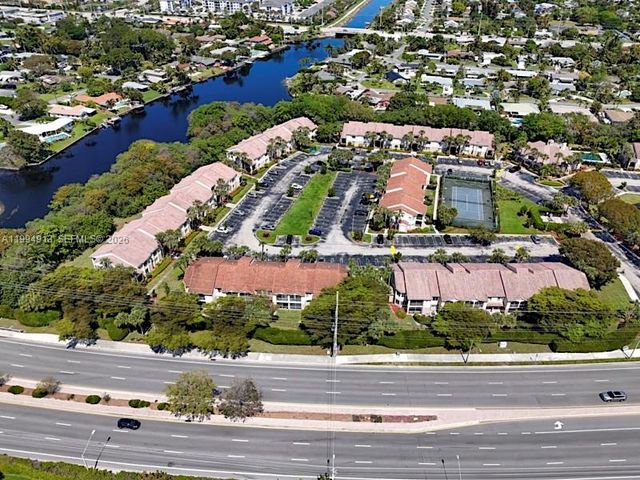 815 W Boynton Beach Blvd 5-101, Boynton Beach, FL 33426