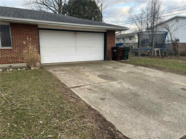 304 Sunset Drive, New Carlisle, OH 45344