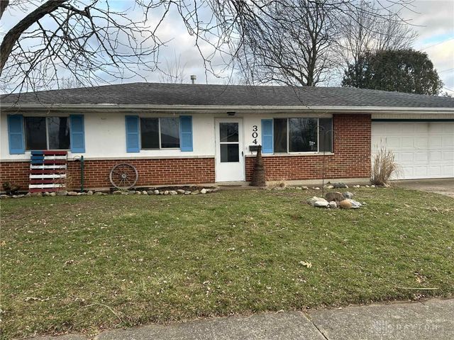 304 Sunset Drive, New Carlisle, OH 45344