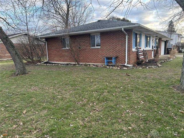 304 Sunset Drive, New Carlisle, OH 45344