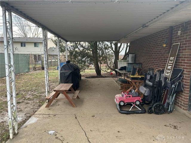 304 Sunset Drive, New Carlisle, OH 45344