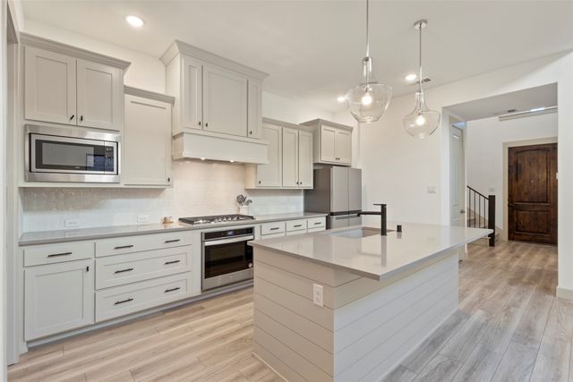 212 Harbor Hills Drive, Flower Mound, TX 75028