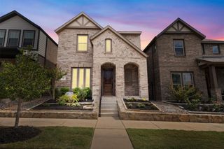 212 Harbor Hills Drive, Flower Mound, TX 75028
