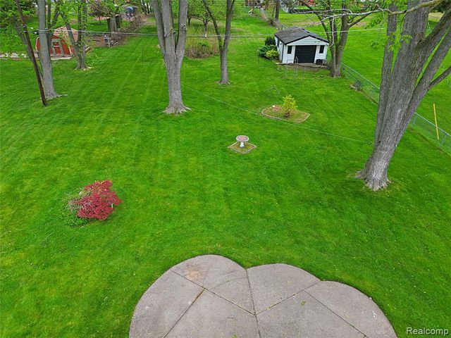 14040 Brookfield Street, Livonia, MI 48154