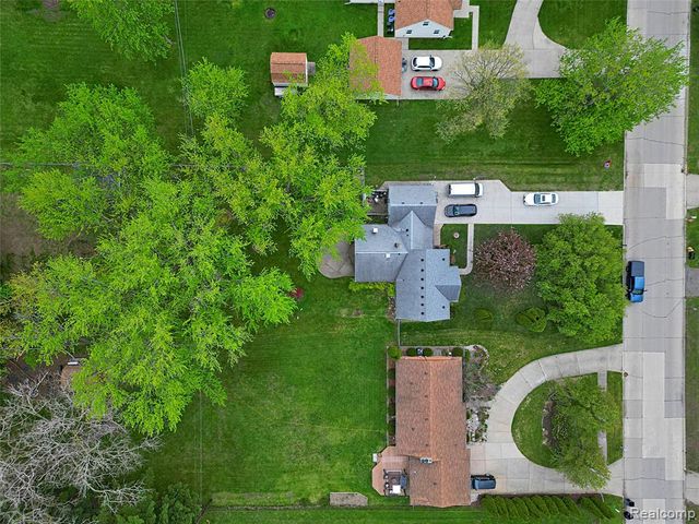 14040 Brookfield Street, Livonia, MI 48154