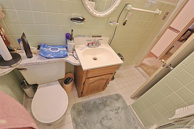 14040 Brookfield Street, Livonia, MI 48154