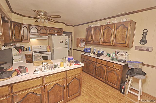 14040 Brookfield Street, Livonia, MI 48154