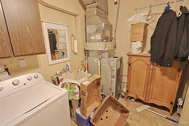 14040 Brookfield Street, Livonia, MI 48154