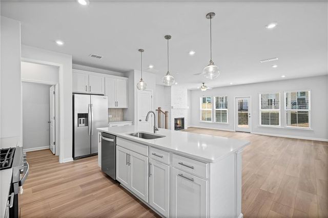 5691 Tillman Way, Powder Springs, GA 30127