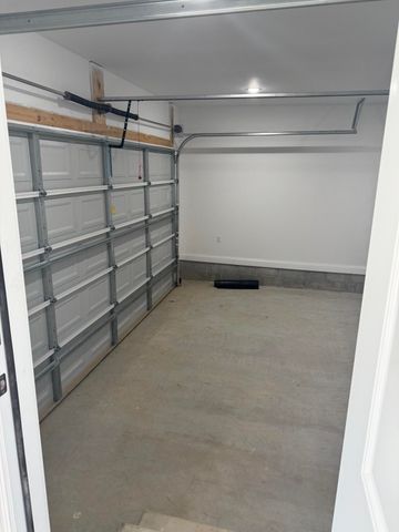 56 Whispering Oaks Lane, Manchester, KY 40962