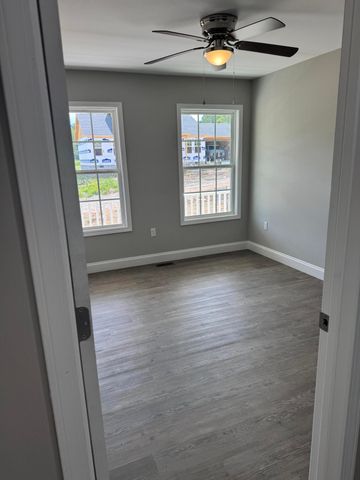 56 Whispering Oaks Lane, Manchester, KY 40962